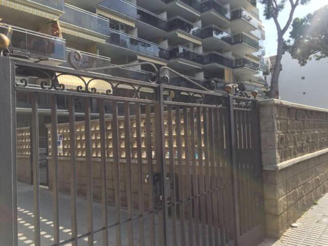 Apartamento Centrico Y Con Piscina A 5 Min. Playa Salou Kültér fotó
